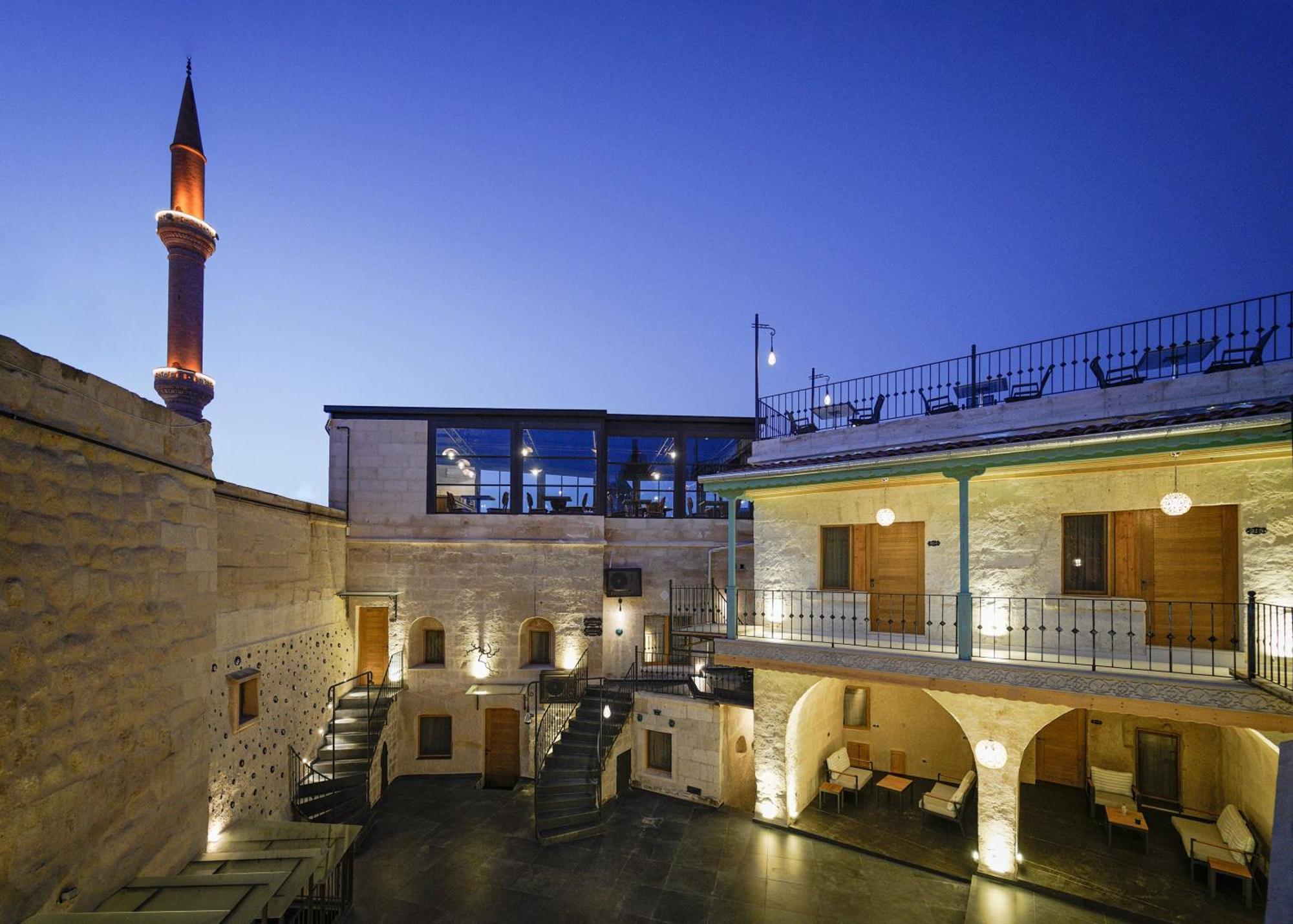 The Niche Cave Hotel *